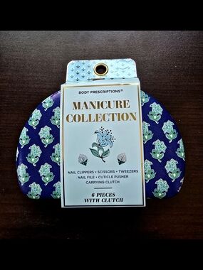 Manicure Collection Clutch - Navy Floral